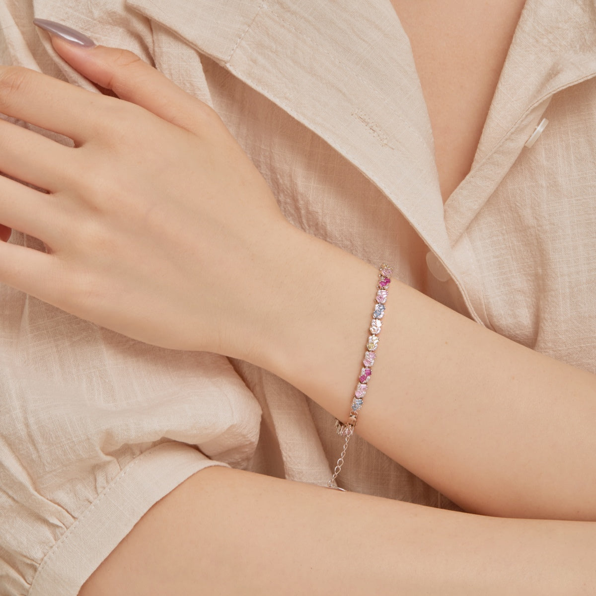 [Aurelle Style]Ornate Colorful Flower Shape Party Bracelet