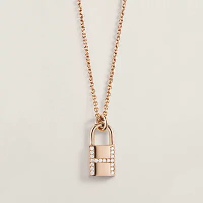 [Aurelle Style]HM ADVANCED NICHE LOCK HEAD NECKLACE DIAMONDS
