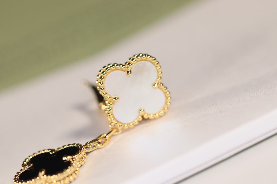 [Aurelle Style]CLOVER EARRINGS GOLD ONYX MOP 3 MOTIF