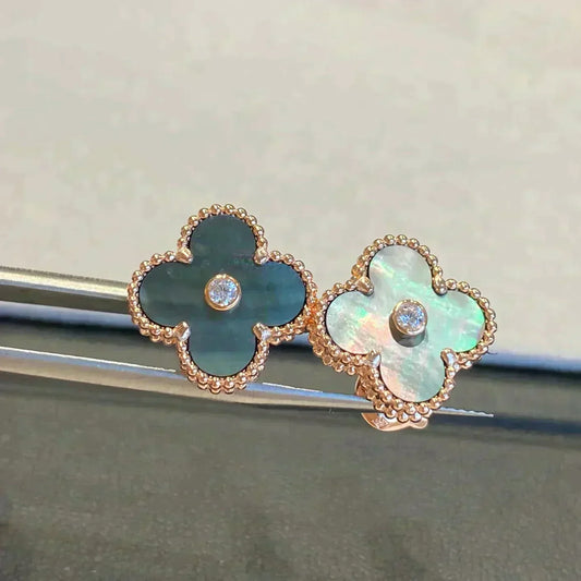 [Aurelle Style]CLOVER MEDIUM 1 MOTIFS GRAY MOP  DIAMOND EARRINGS
