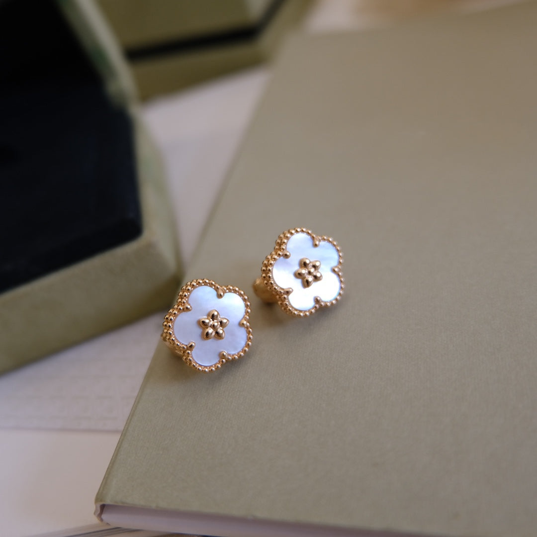 [Aurelle Style]LUCKY PINK GOLD WHITE MOP EARRINGS
