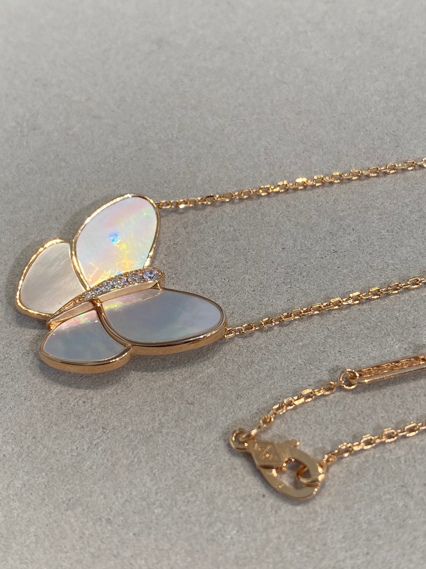 [Aurelle Style]BUTTERFLY GOLD MOP DIAMOND NECKLACE