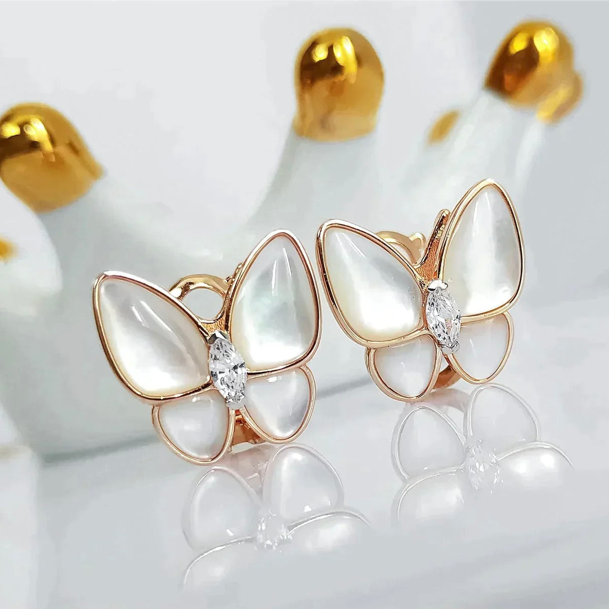 [Aurelle Style]BUTTERFLY MOP DIAMOND EARRINGS