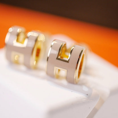 [Aurelle Style]MINI POP H GOLD EARRINGS GREY