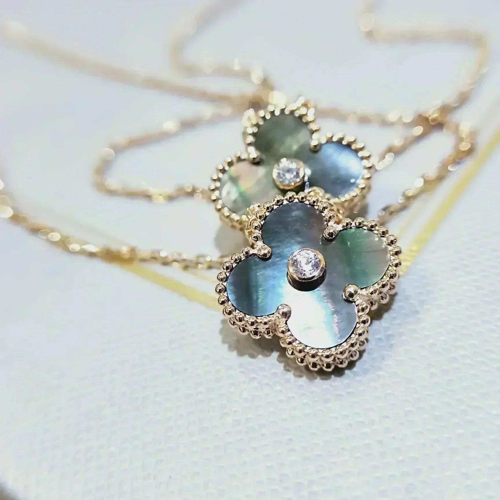 [Aurelle Style]CLOVER 15MM DIAMOND AND MOTHER-OF-GREY NECKLACE