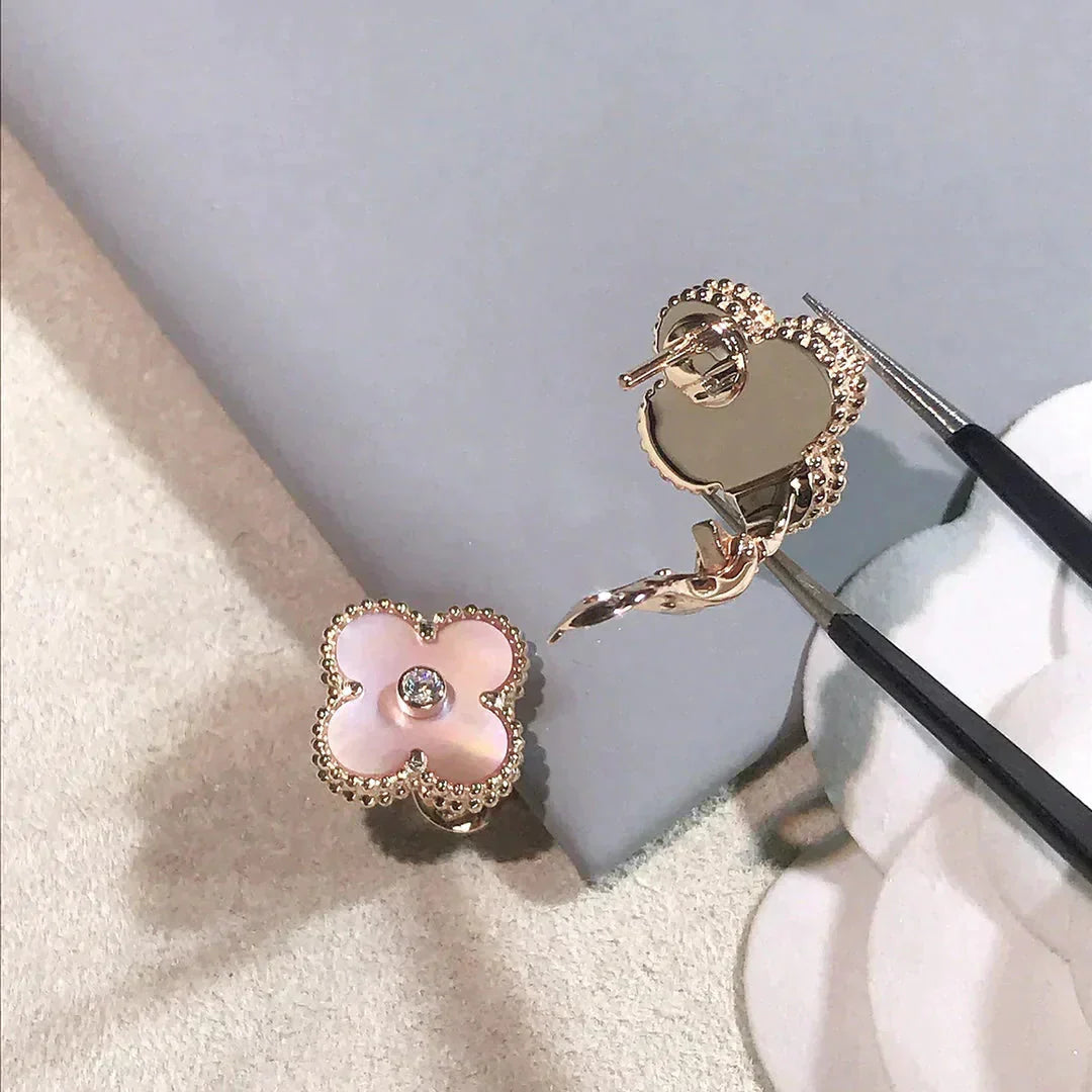 [Aurelle Style]CLOVER MEDIUM 1 MOTIFS  PINK MOP DIAMOND EARRINGS