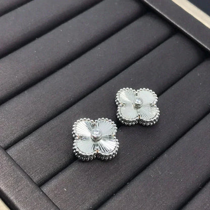 [Aurelle Style]CLOVER MINI 9.5MM LASER EARRINGS
