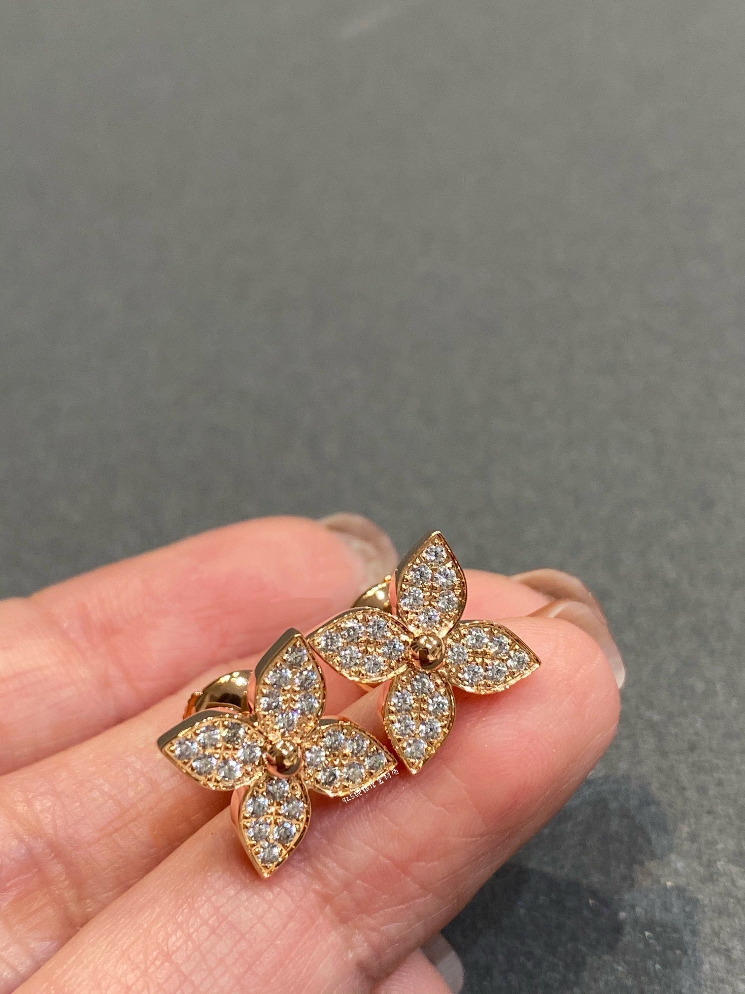 [Aurelle Style]STAR DIAMOND EARRINGS