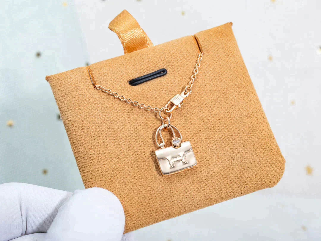 [Aurelle Style]AMULETTE PEDANT ROSE GOLD NECKLACE