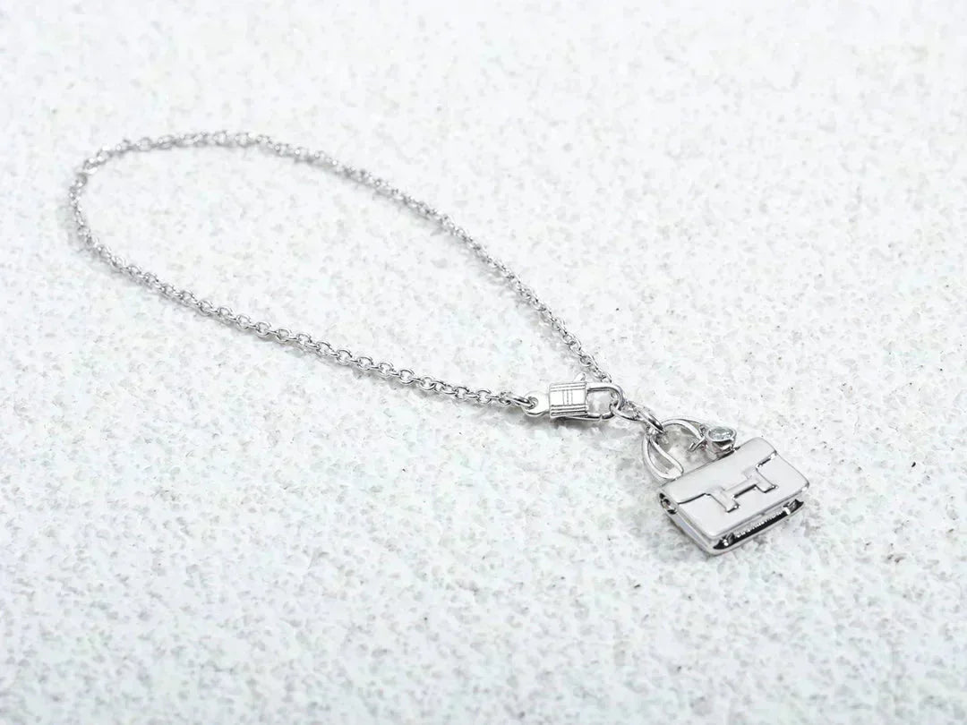 [Aurelle Style]AMULETTE PEDANT SILVER NECKLACE