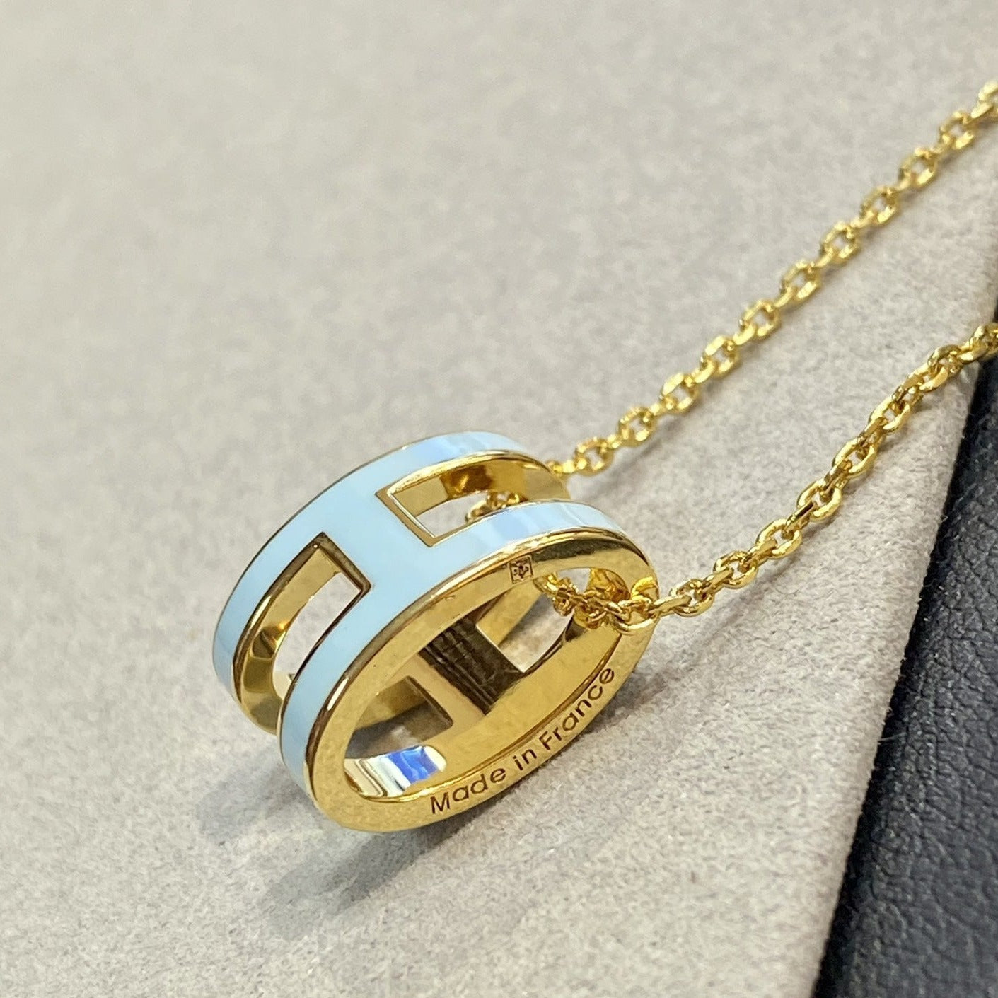 [Aurelle Style]POP H LIGHT BLUE NECKLACE