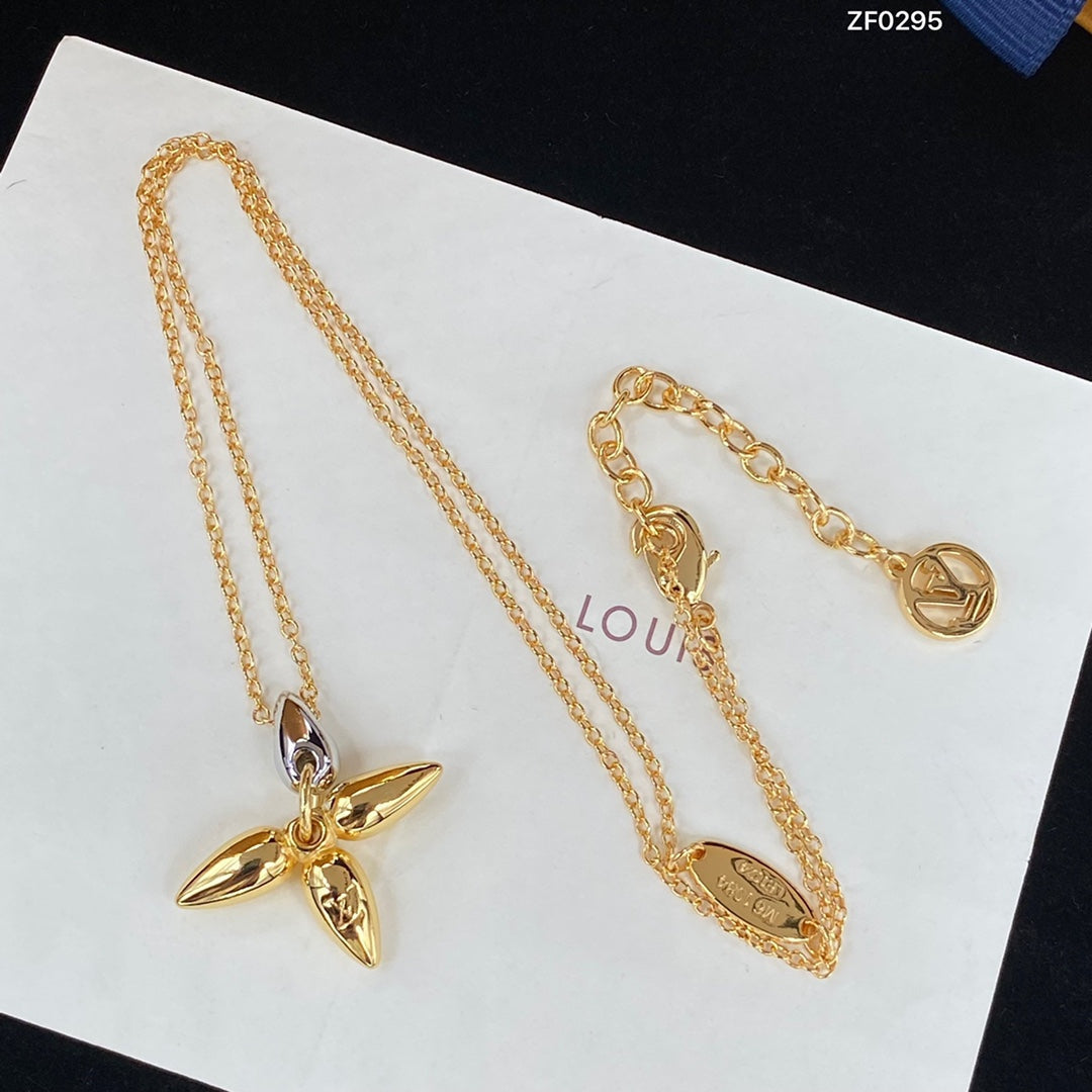 [Aurelle Style]LOUISETTE PEDANT GOLD NECKLACE