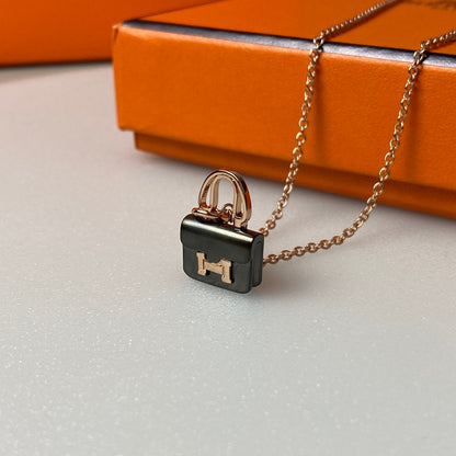 [Aurelle Style]CONSTANCE BLACK PEDANT PINK GOLD NECKLACE
