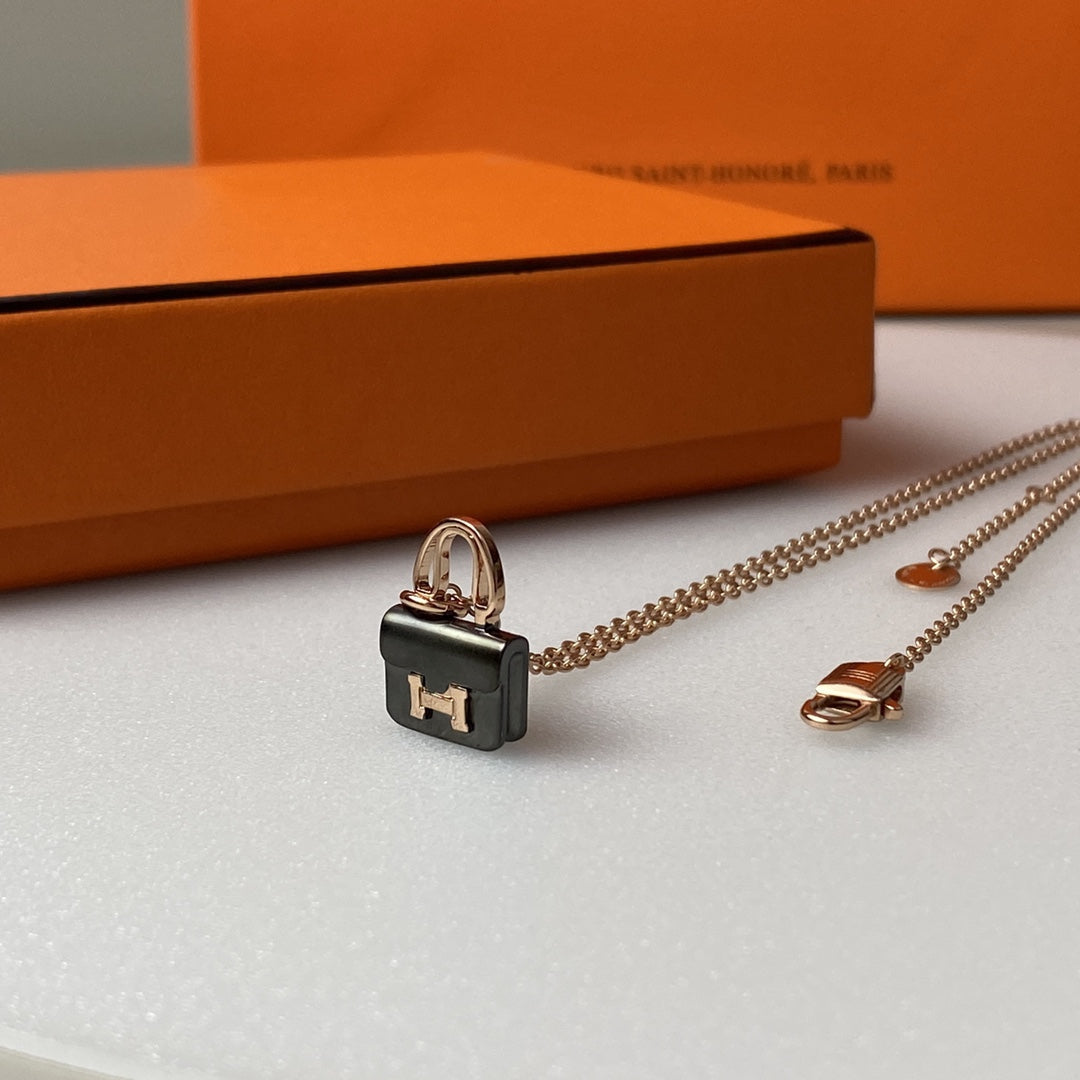 [Aurelle Style]CONSTANCE BLACK PEDANT PINK GOLD NECKLACE