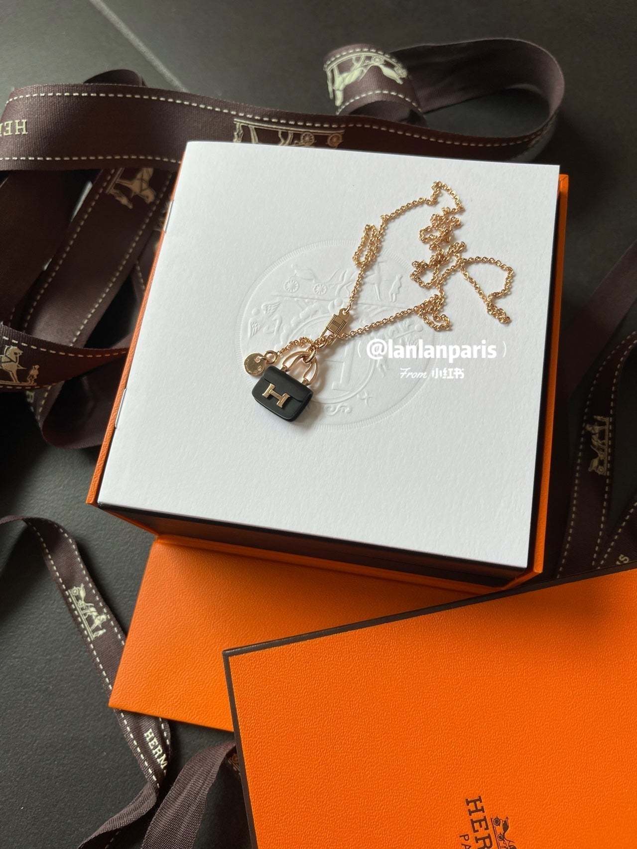 [Aurelle Style]CONSTANCE BLACK PEDANT PINK GOLD NECKLACE