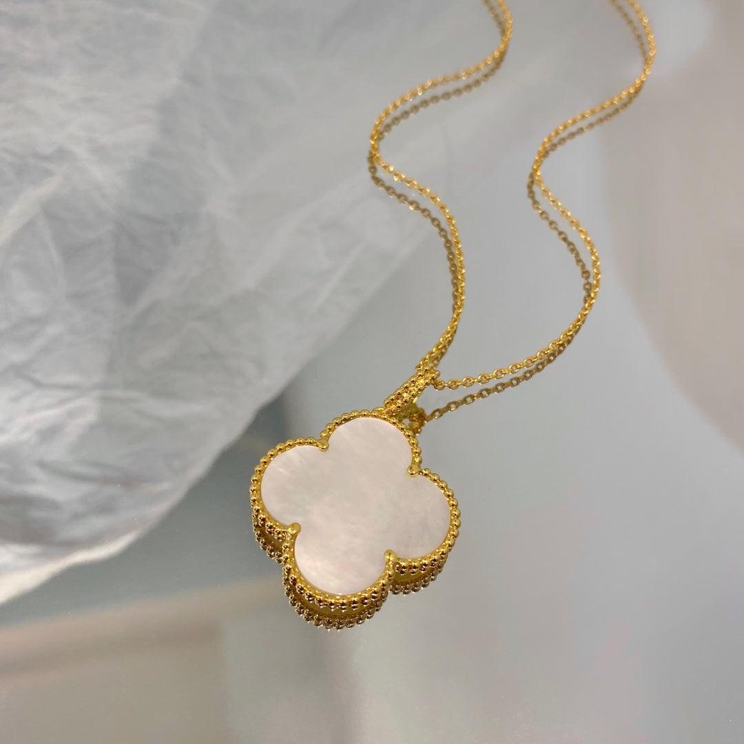 [Aurelle Style]CLOVER 25MM MOP LARGE PENDANT NECKLACE
