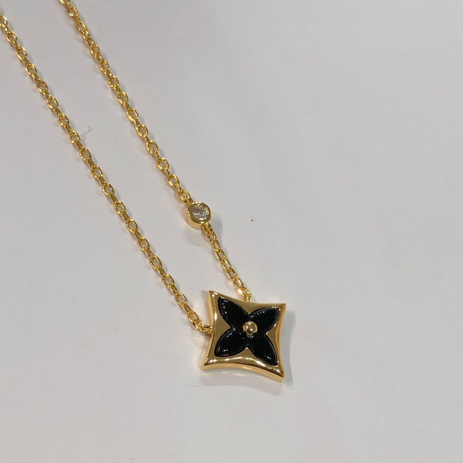 [Aurelle Style]STAR BLACK MOP NECKLACE