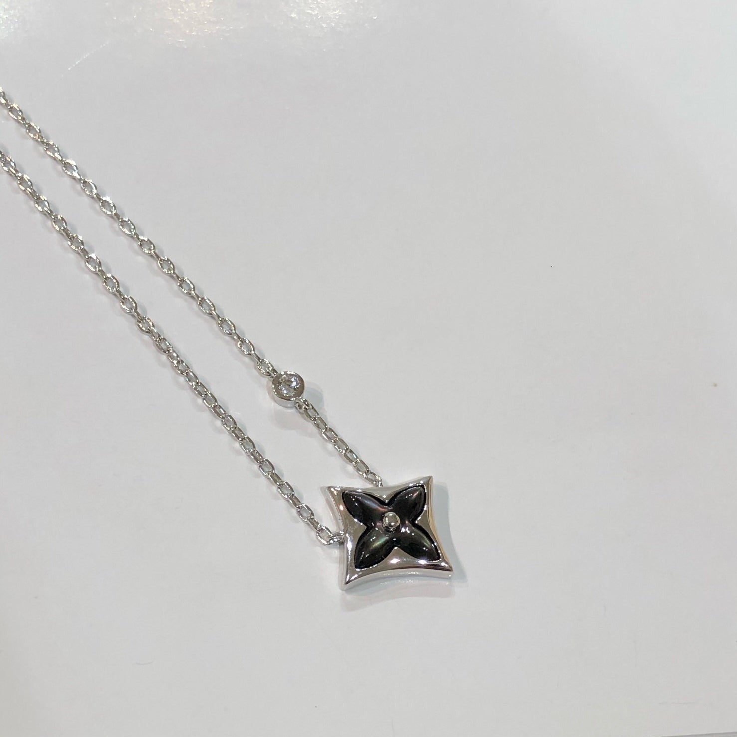 [Aurelle Style]STAR BLACK MOP NECKLACE