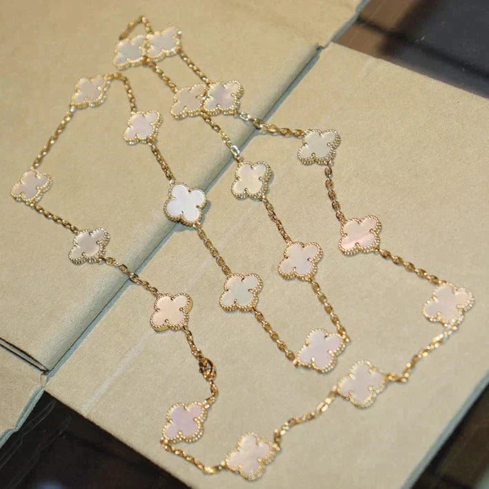 [Aurelle Style]CLOVER 20 MOTIFS WHITE MOP NECKLACE