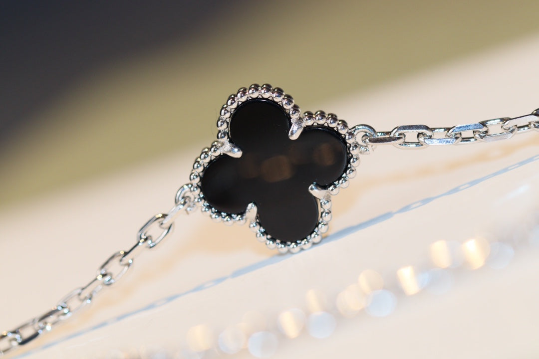 [Aurelle Style]CLOVER 20 MOTIFS ONYX DIAMOND SILVER