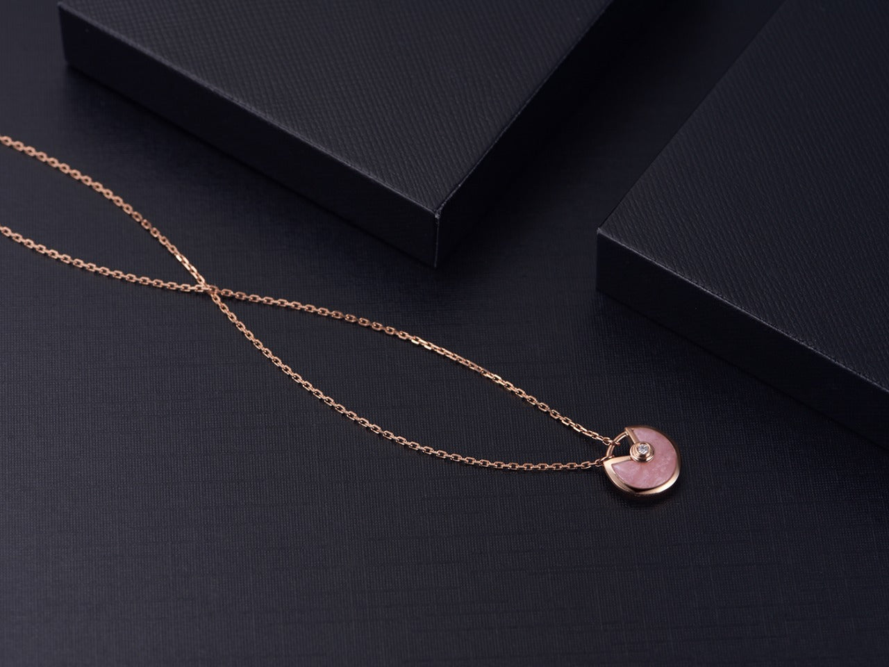 [Aurelle Style]AMULETTE ROSE GOLD PINK MOP NECKLACE