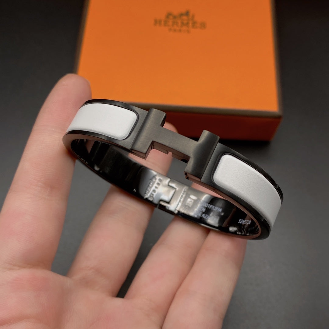 [Aurelle Style]H BRACELET 12MM BLACK WHITE CERAMIC