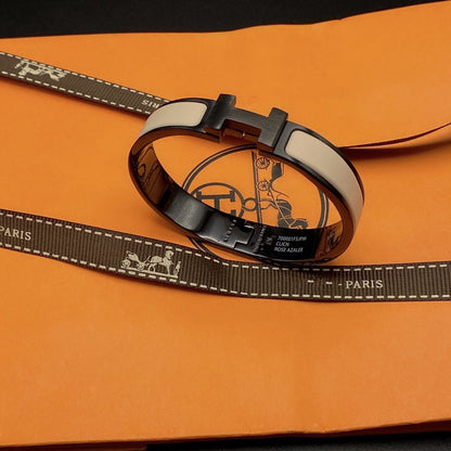 [Aurelle Style]H BRACELET 12MM BLACK BEIGE CERAMIC