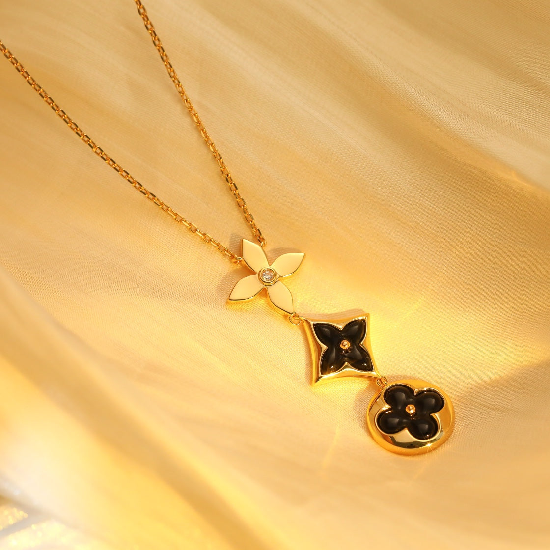 [Aurelle Style]STAR AND SUN ONYX PINK GOLD NECKLACE