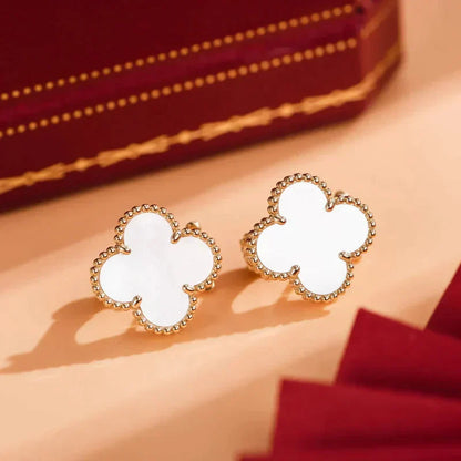 [Aurelle Style]CLOVER MEDIUM 1 MOTIFS  WHITE MOP STUD EARRINGS