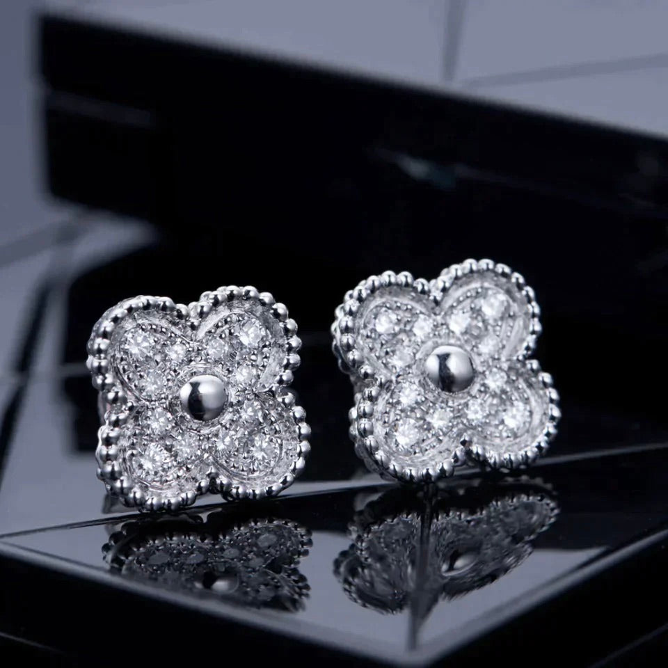 [Aurelle Style]CLOVER 1 MOTIFS DIAMOND STUD EARRINGS SILVER