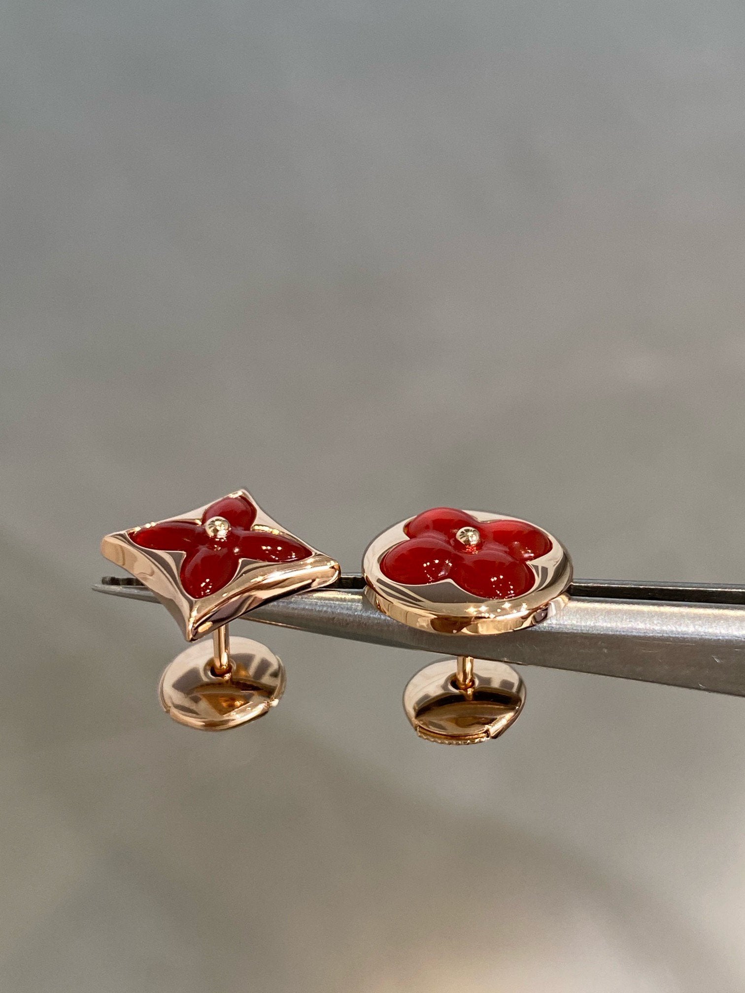 [Aurelle Style]STAR AND SUN PINK GOLD CARNELIAN STUD EARRINGS