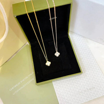 [Aurelle Style]CLOVER MINI 9.5MM WHITE MOTHER-OF-PEARL NECKLACE
