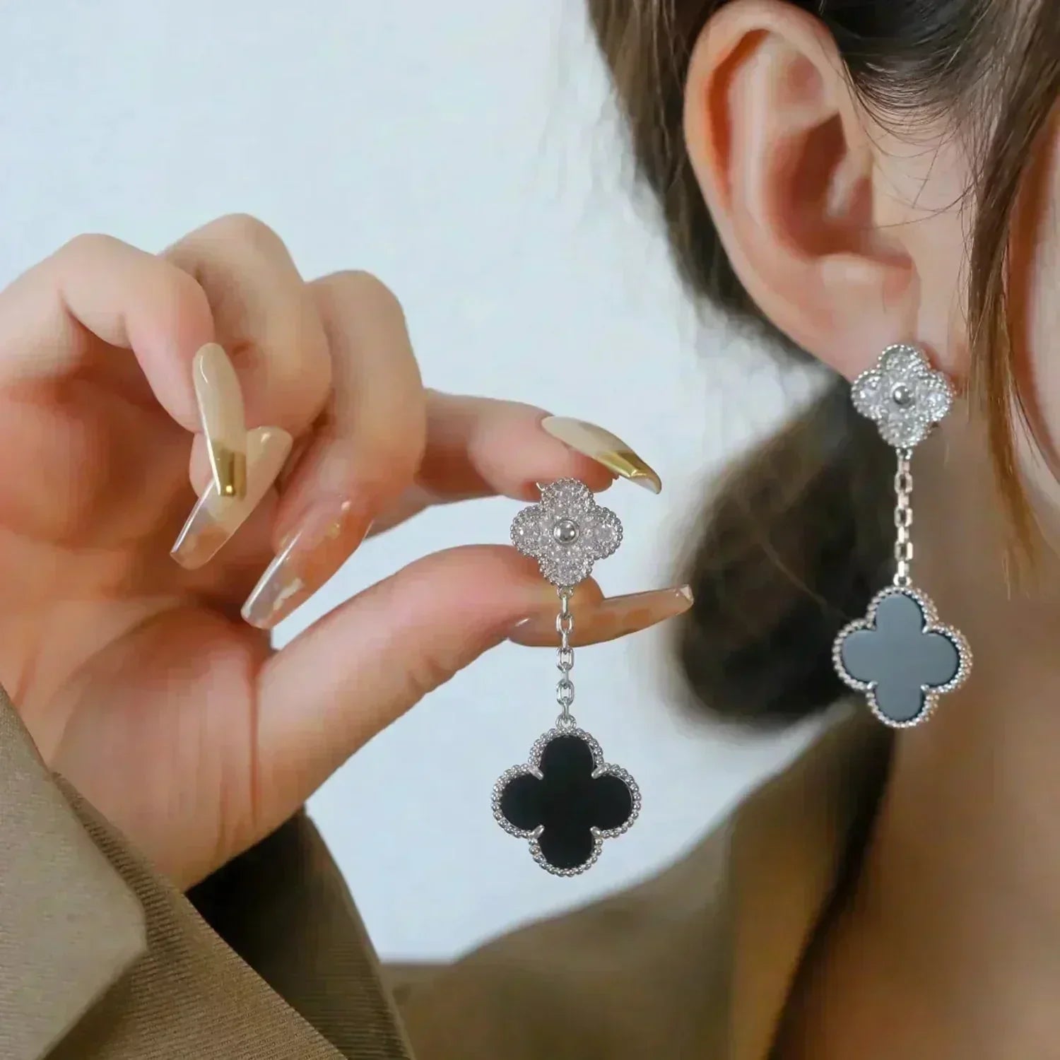 [Aurelle Style]CLOVER 2 MOTIFS  DIAMOND ONYX EARRINGS SILVER