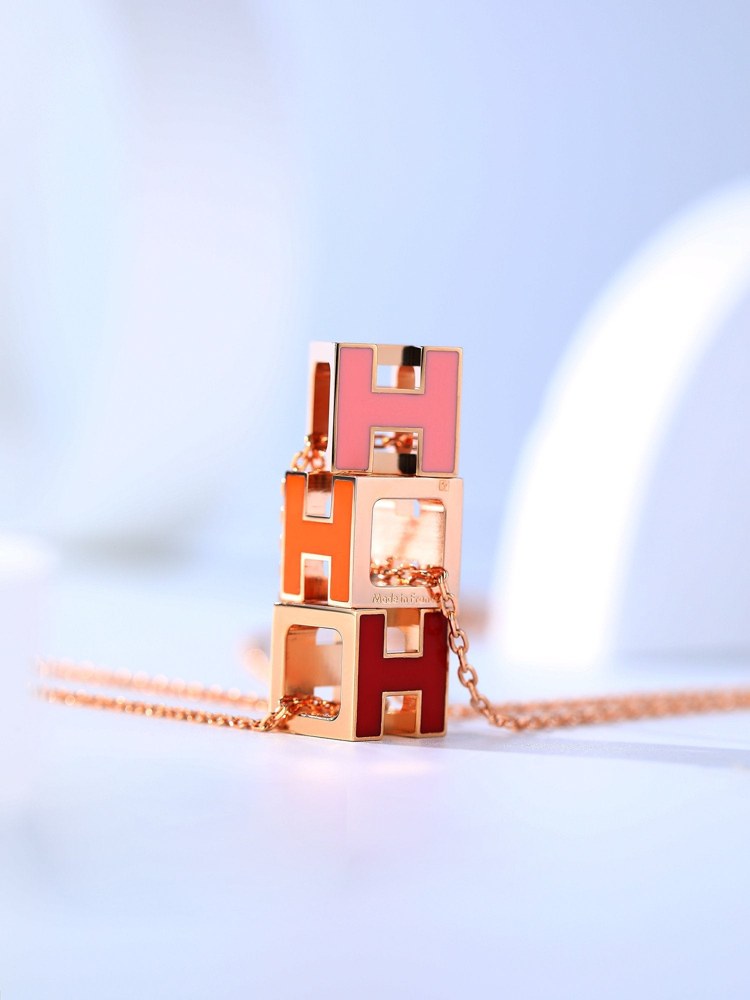 [Aurelle Style]H CAGE PINK GOLD NECKLACE