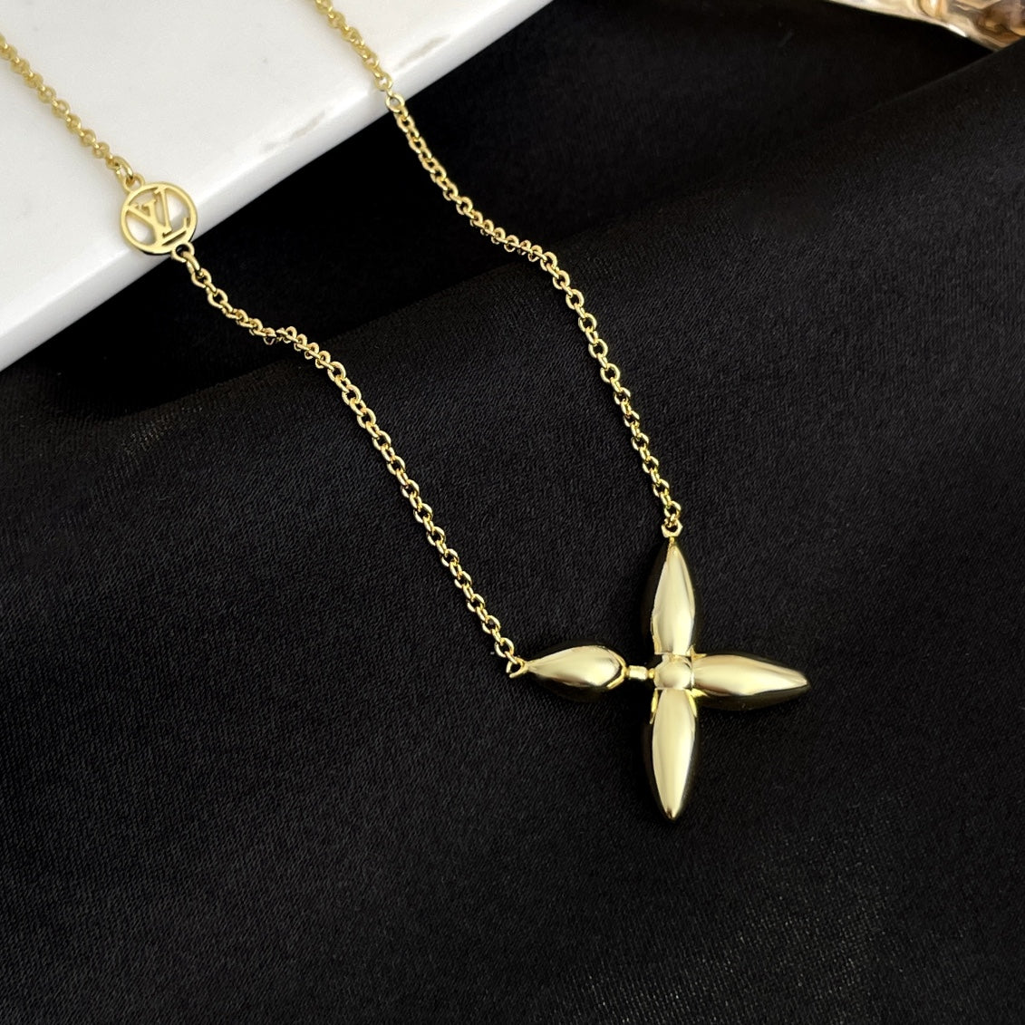 [Aurelle Style]LOUISETTE GOLD NECKLACE