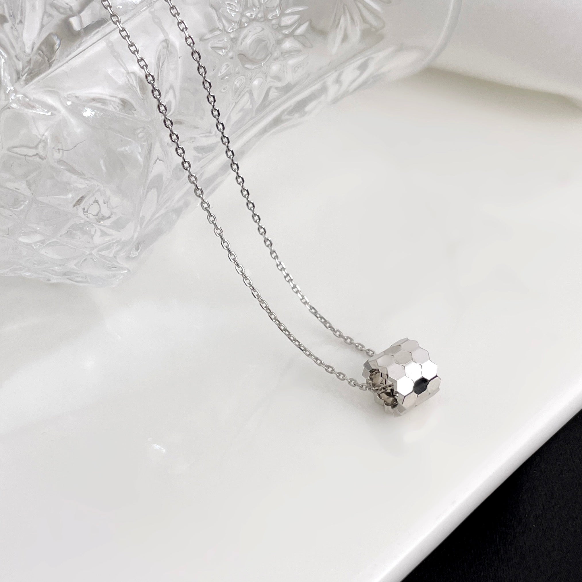 [Aurelle Style]BEE MINI NECKLACE