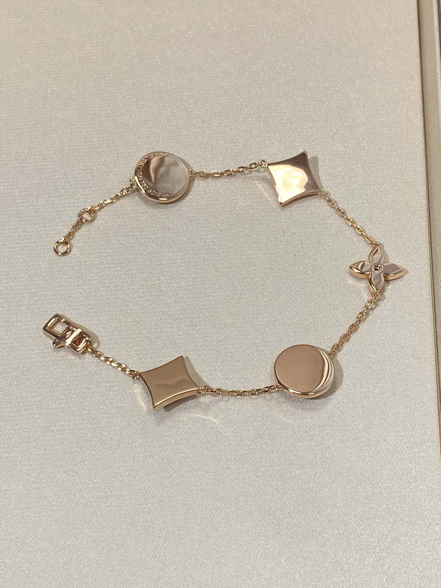 [Aurelle Style]STAR AND SUN 5 MOTIF MOP PINK GOLD BRACELET