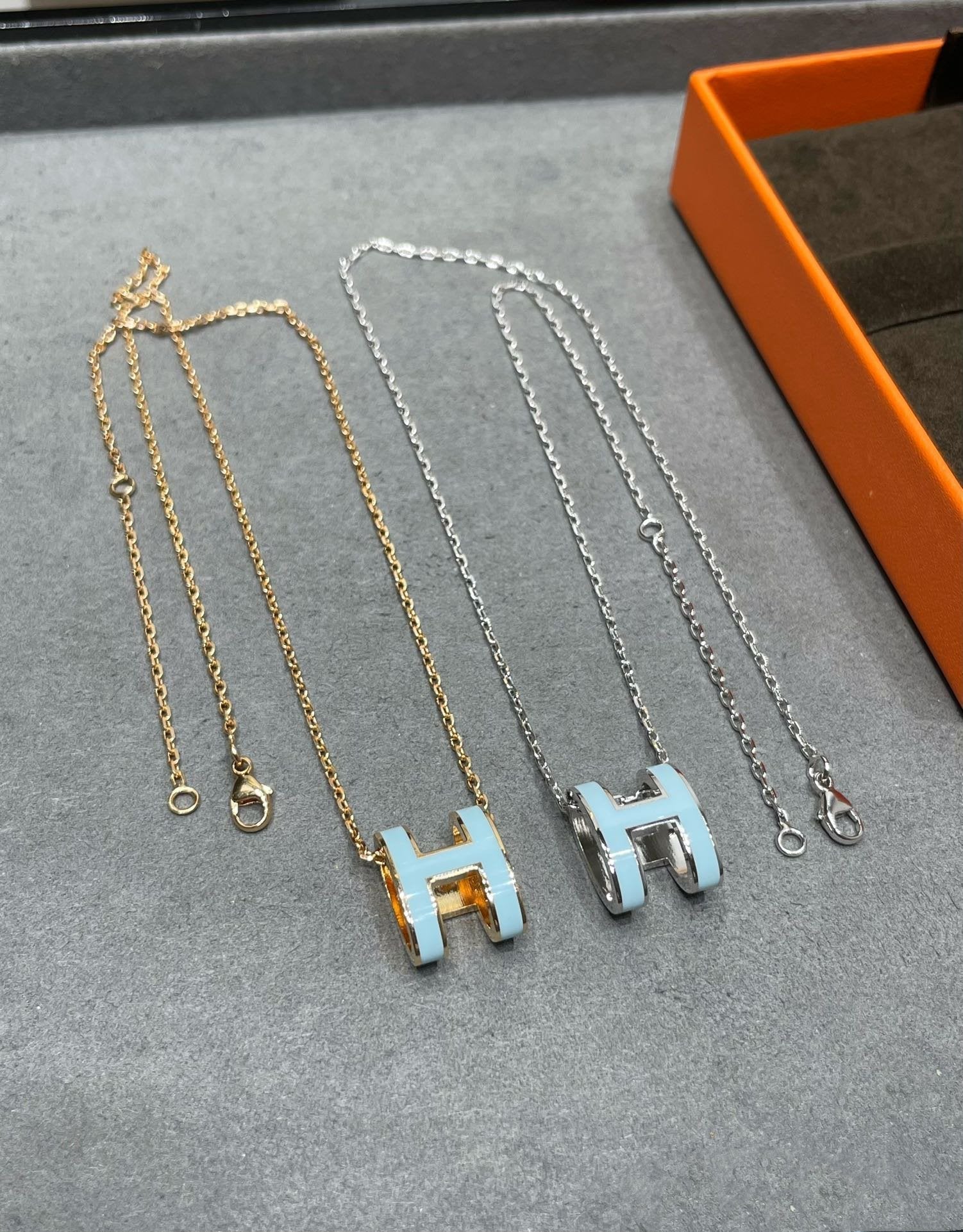 [Aurelle Style]POP H SKY BLUE NECKLACE