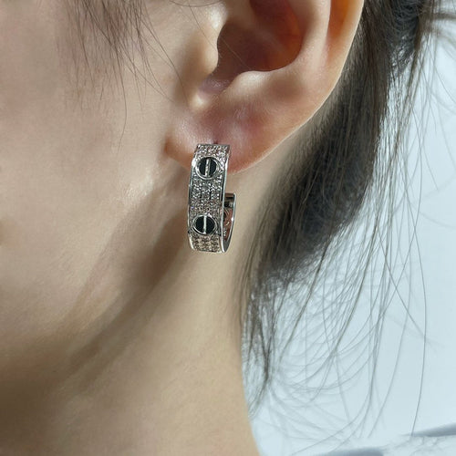 [TOP]LOVE CERAMIC DIAMOND PAVED SILVER EARRINGS