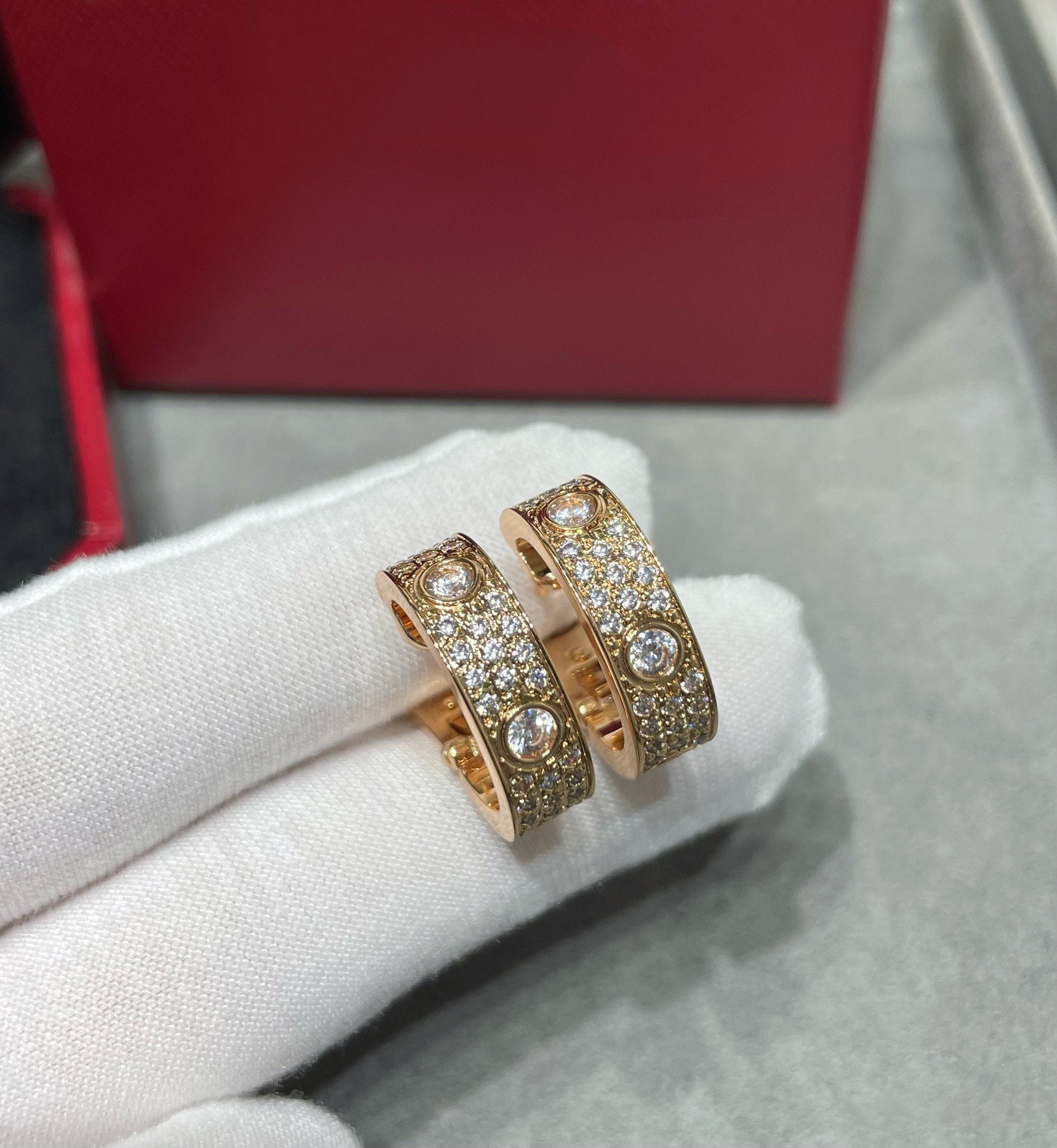 [Aurelle Style]LOVE 5.5MM DIAMOND PAVED EARRINGS