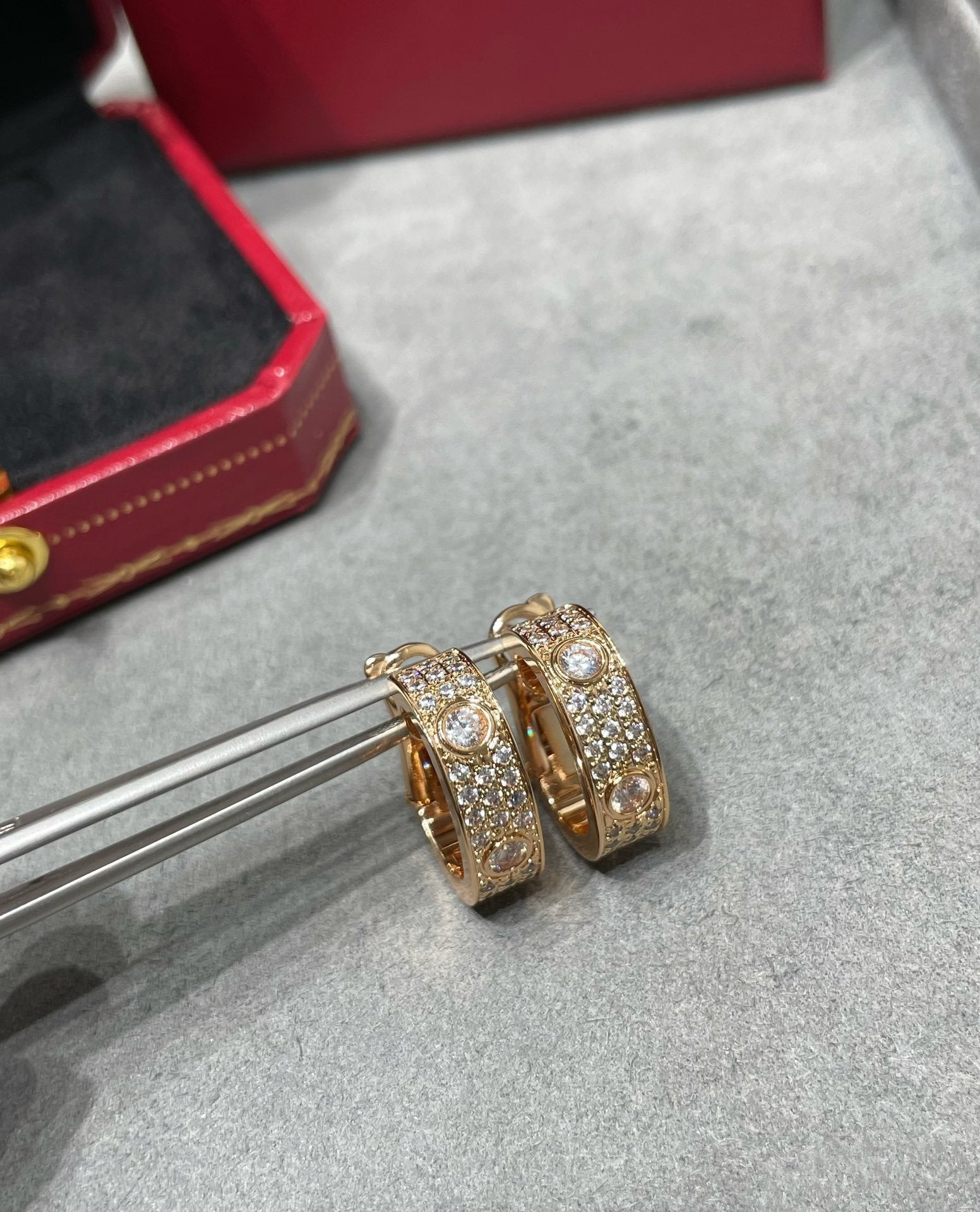 [Aurelle Style]LOVE 5.5MM DIAMOND PAVED EARRINGS