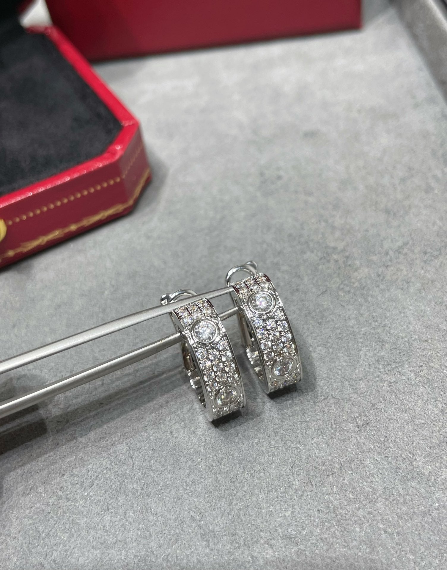[Aurelle Style]LOVE 5.5MM DIAMOND PAVED EARRINGS