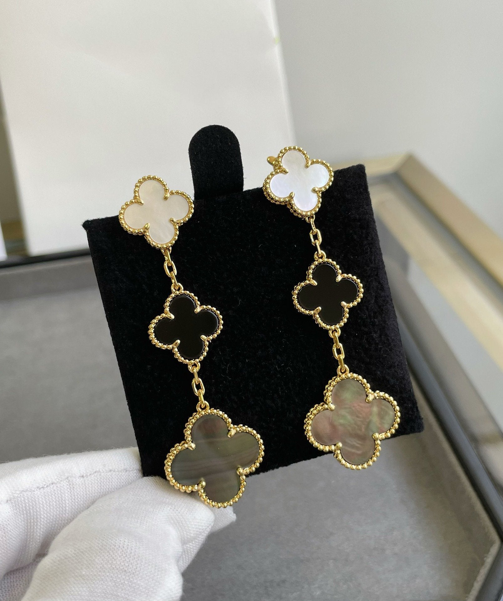 [Aurelle Style]CLOVER 3 MOTIF MOP ONYX DARK MOP PINK GOLD EARRINGS
