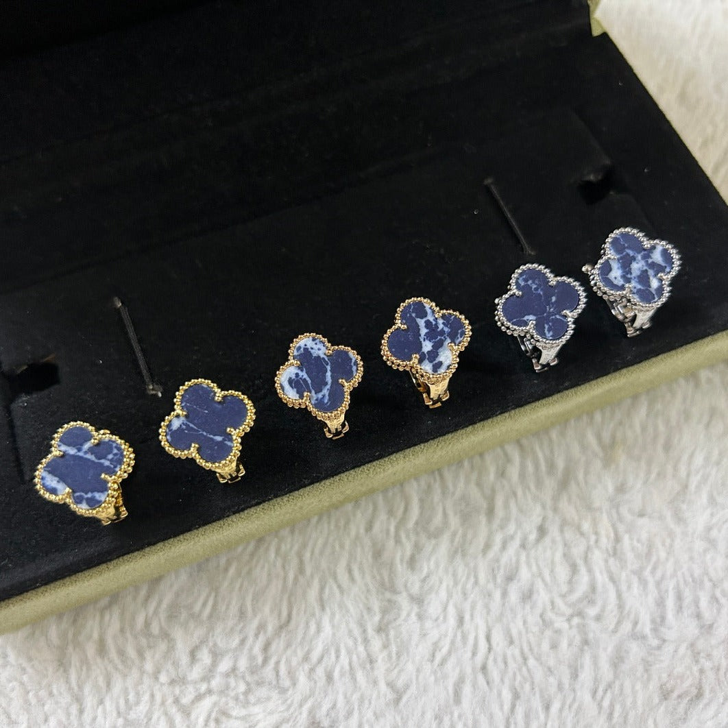 [TOP]CLOVER PIETERSITE MEDIUM STUD EARRINGS