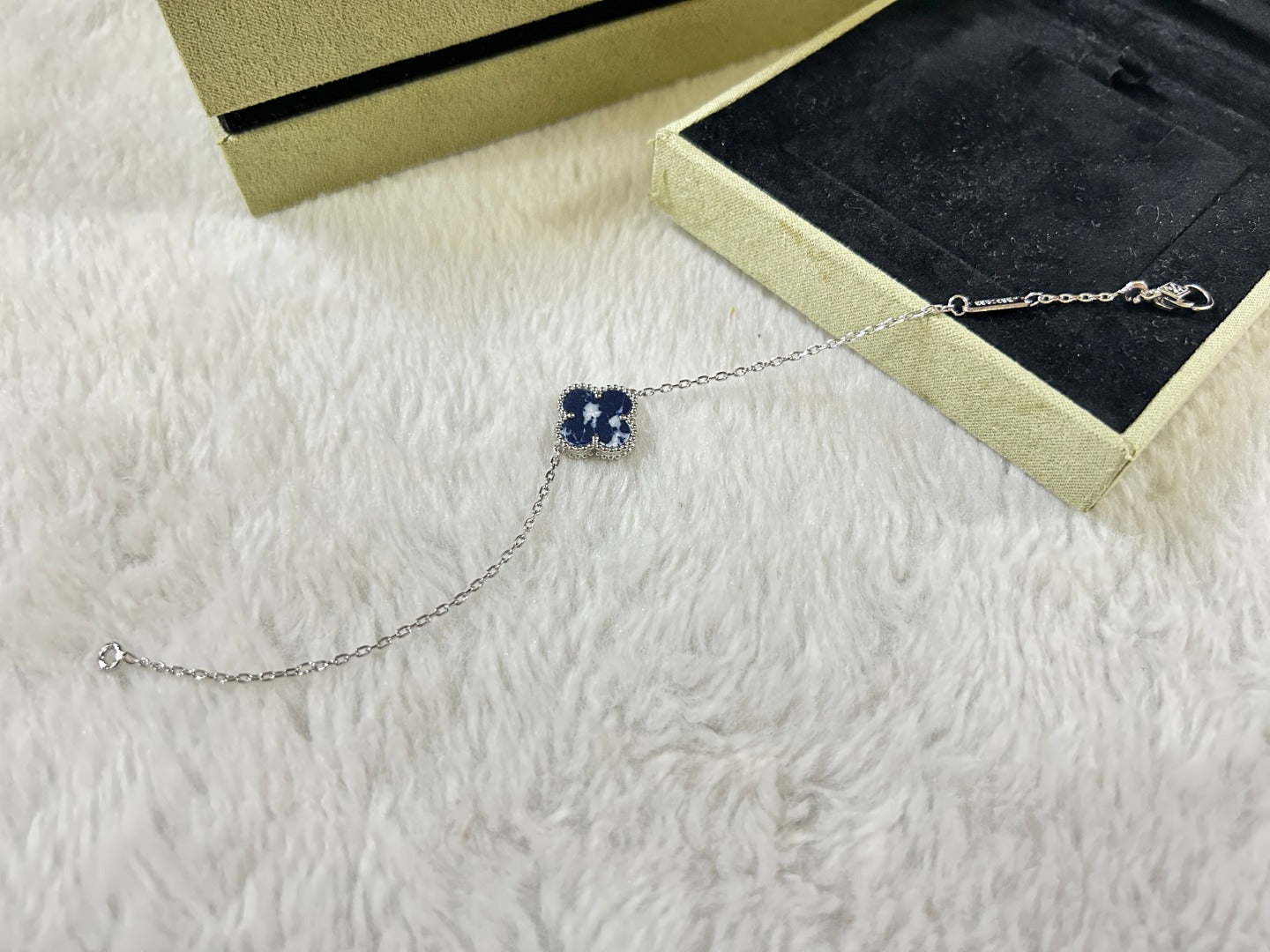 [Aurelle Style]CLOVER 1 MOTIF PIETERSITE BRACELET