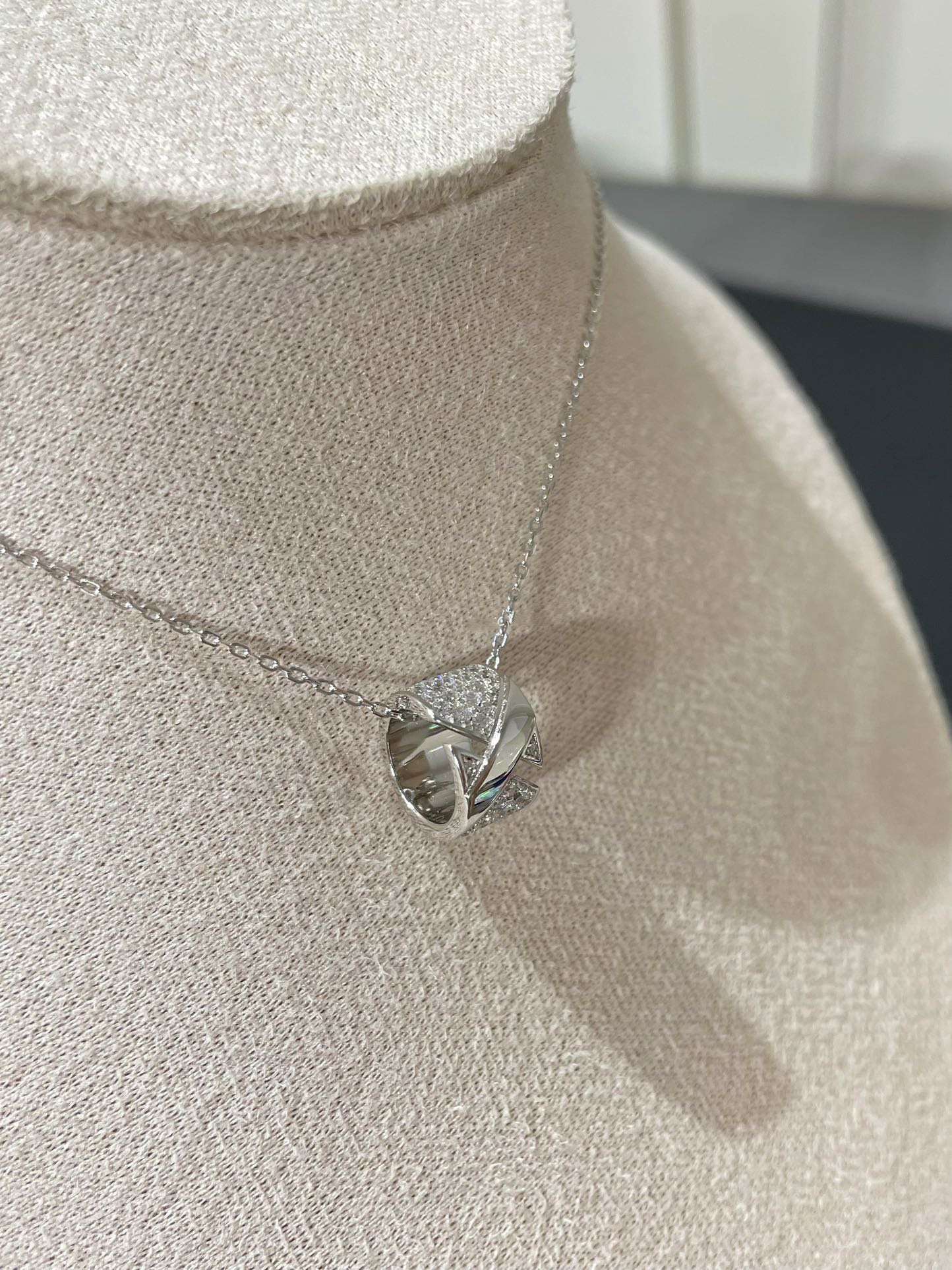 [Aurelle Style]LIENS EVIDENCE DIAMOND PAVED NECKLACE