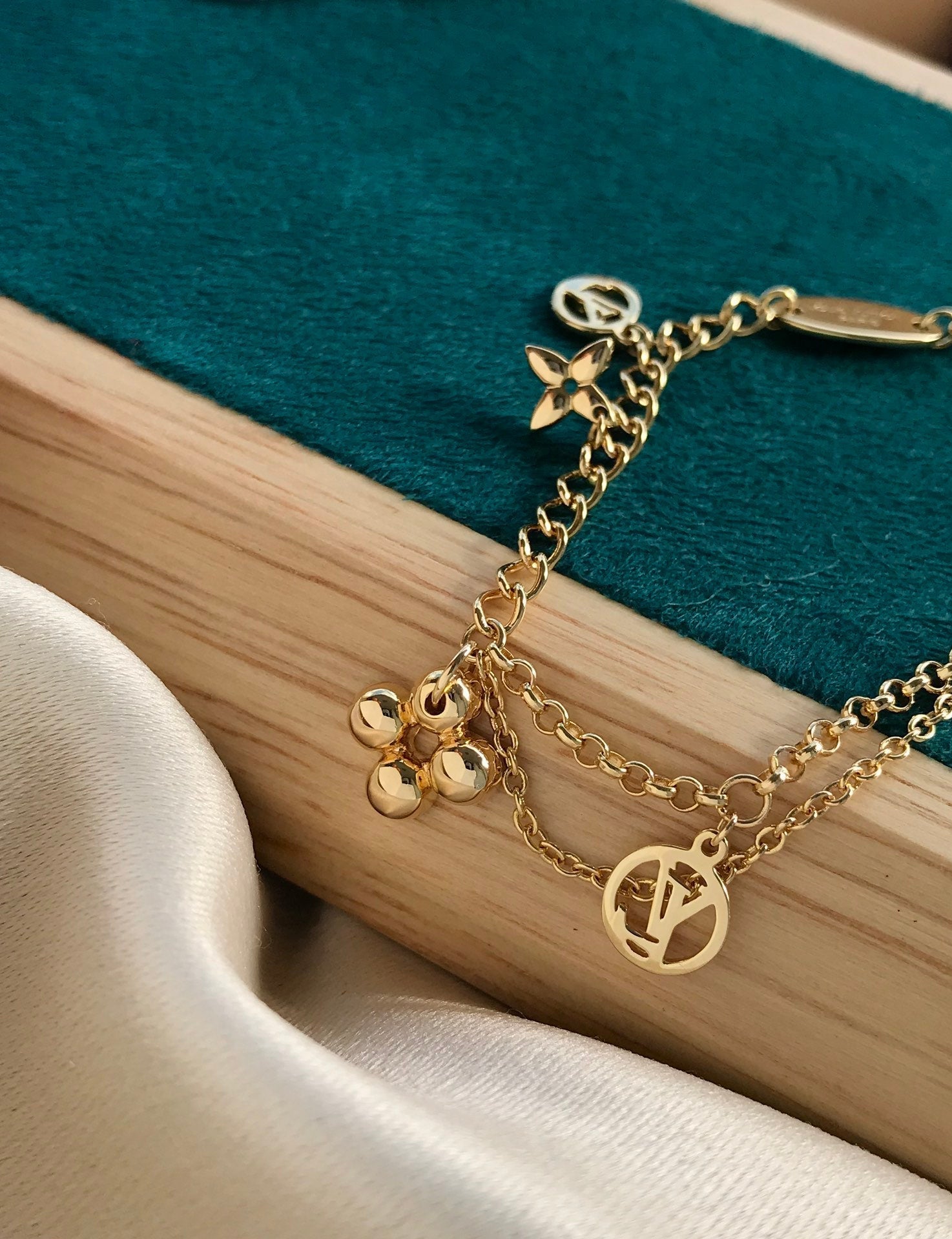 [Aurelle Style]BLOOMING PINK GOLD MOP BRACELET