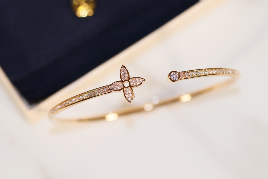 [Aurelle Style]IDYLLE GOLD OPEN BRACELET DIAMOND PAVED