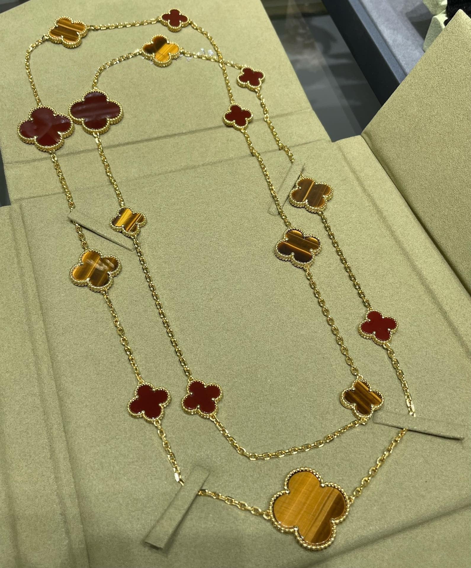 [Aurelle Style]CLOVER 16 MOTIF CARNELIAN TIGER EYE ROSE GOLD NECKLACE