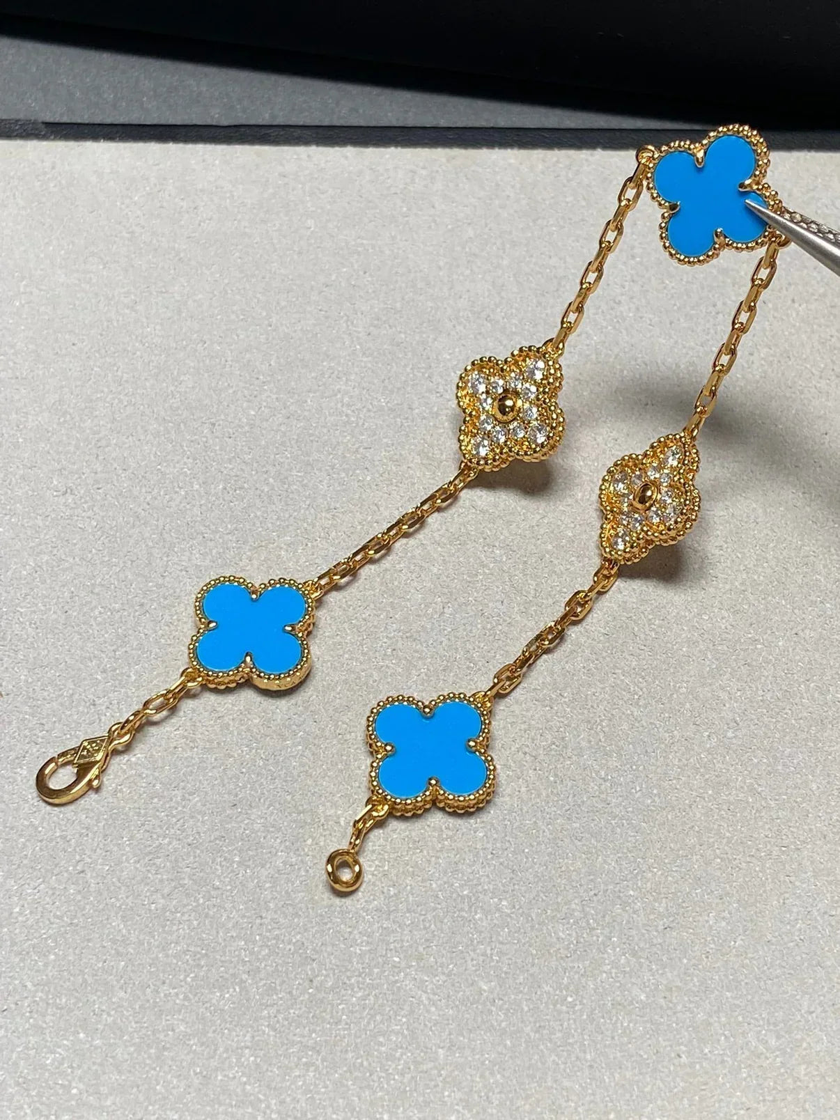 [Aurelle Style] CLOVER 5 MOTIF BLUE AGATE BRACELET COLLECTION